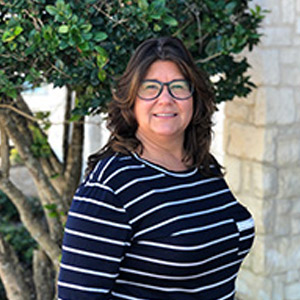 Team Member : Dini Bechtold